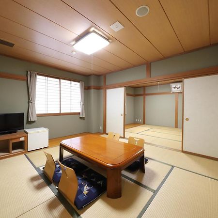 Smile Hotel Takaoka Ekimae Extérieur photo