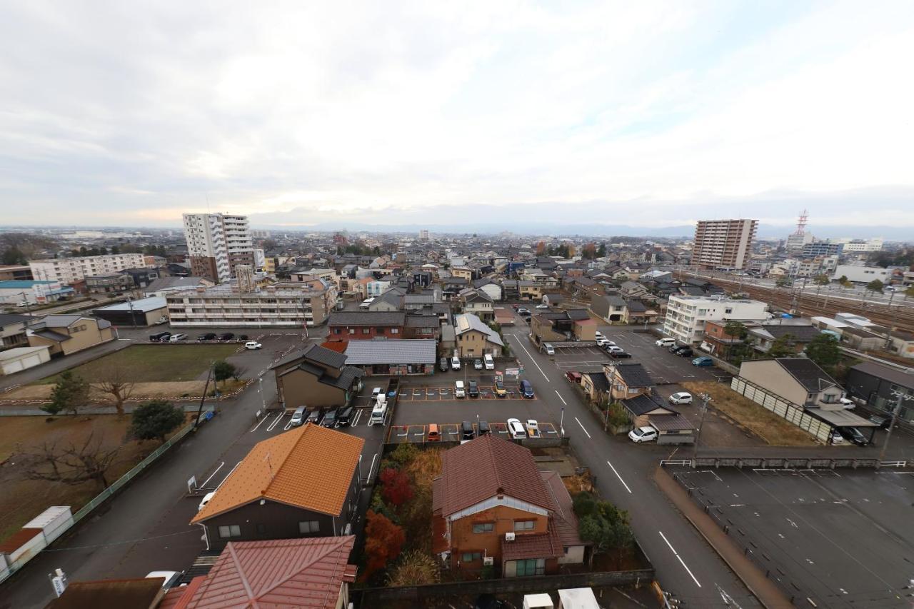 Smile Hotel Takaoka Ekimae Extérieur photo